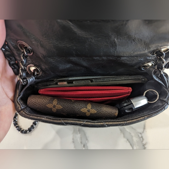 SOLD DIRECTLY Authentic Chanel Chain Mini Flap, excellent pre loved condition!! - Picture 16 of 16